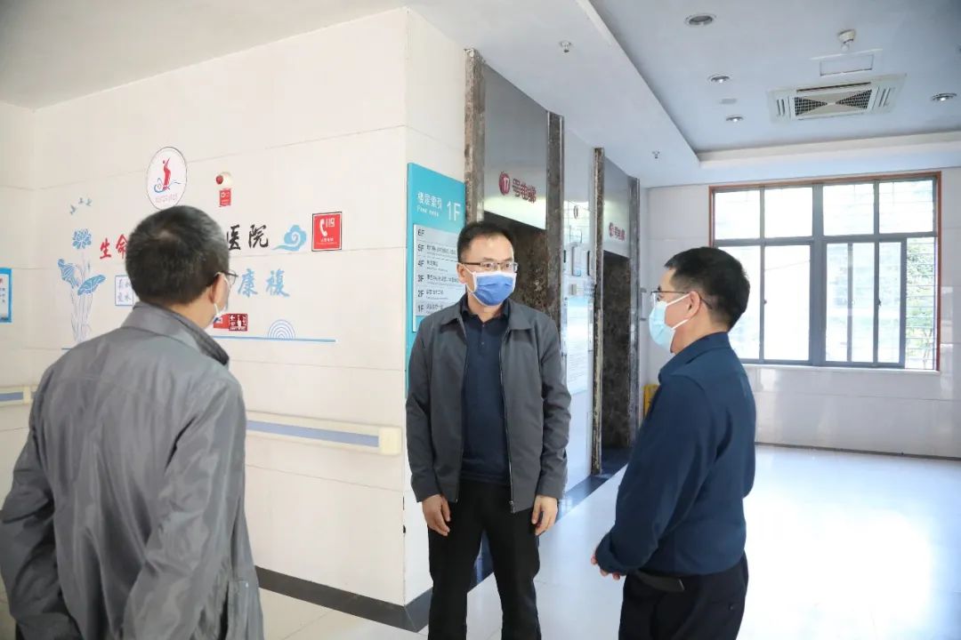 德安县人民医院赴九江市第一人民医院考察调研