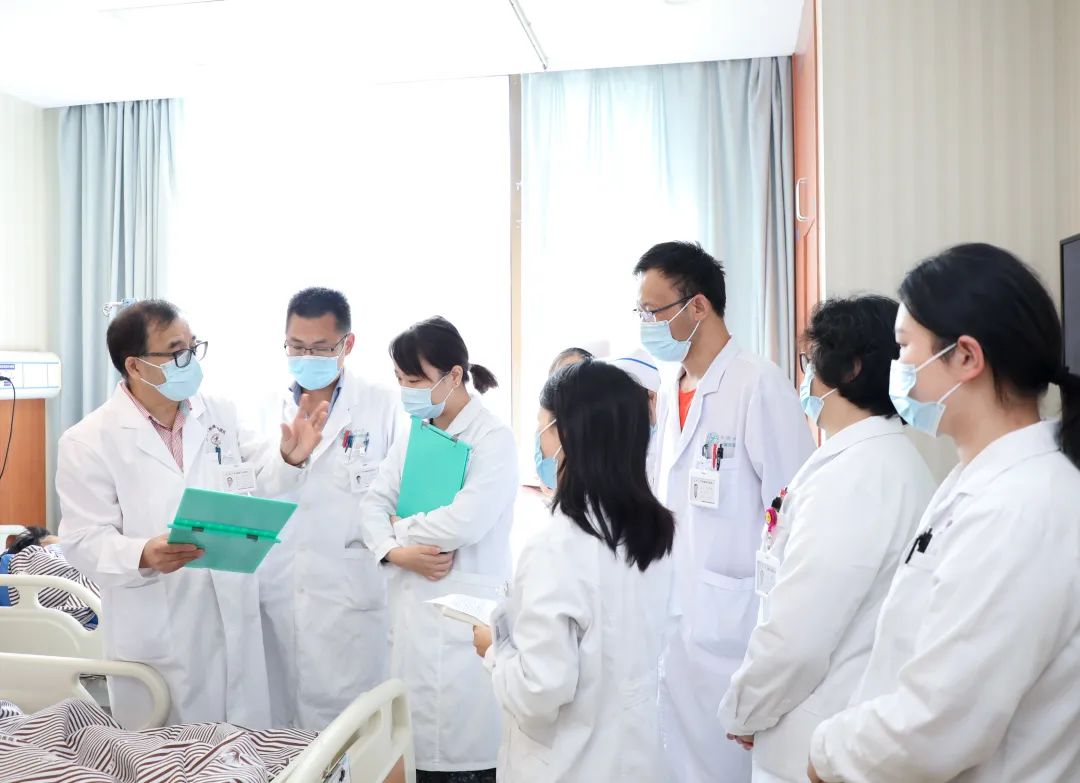 媒体报道：上海天佑医院建立「医院+社区+家庭」模式，让脑卒中可防可治