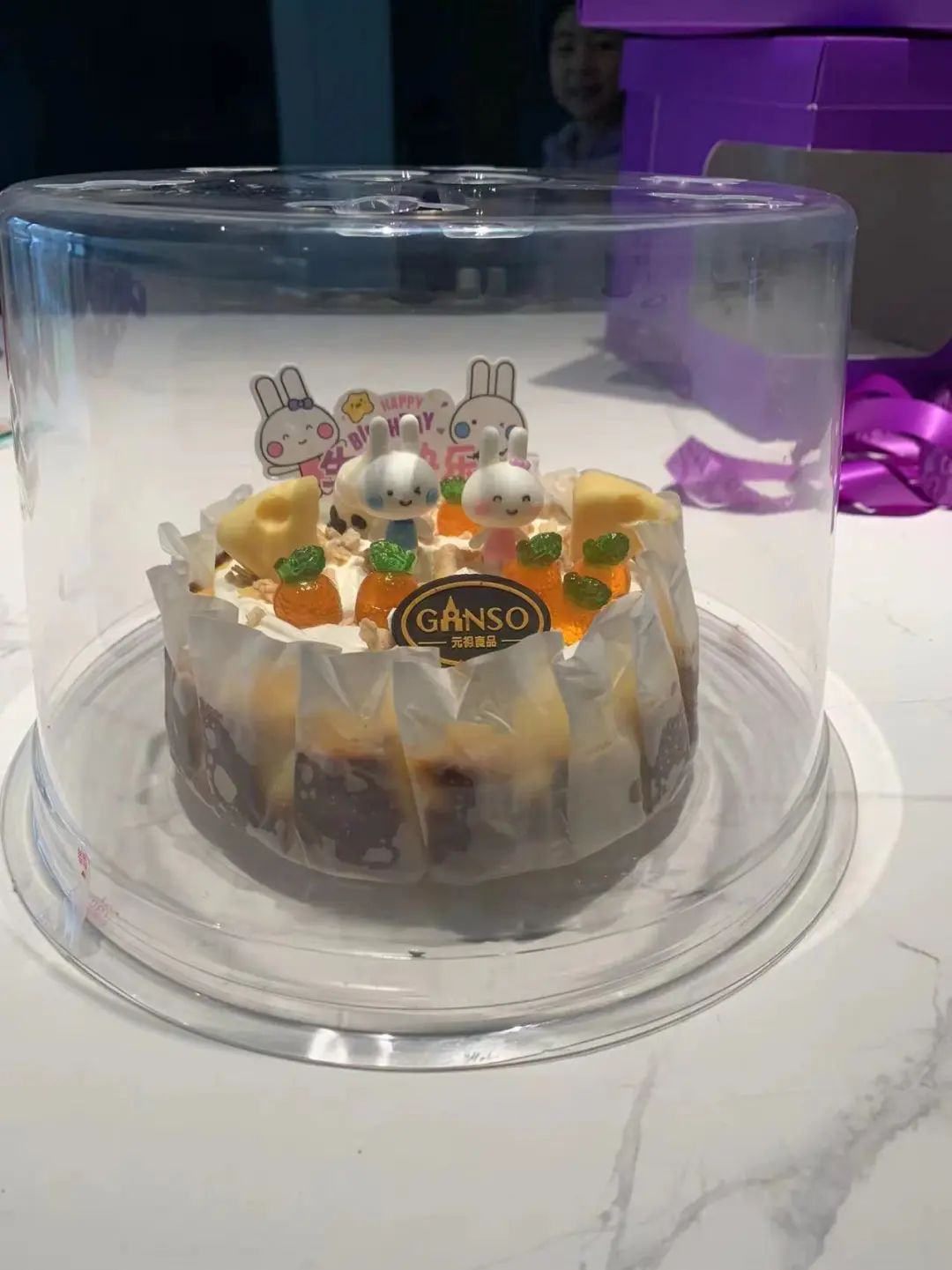 双向奔赴！她放弃休假支援小区核酸采样，邻里为她过生日