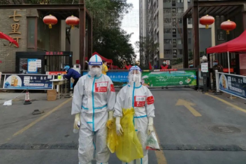 「追阳人」：与时间赛跑，与病毒较量！