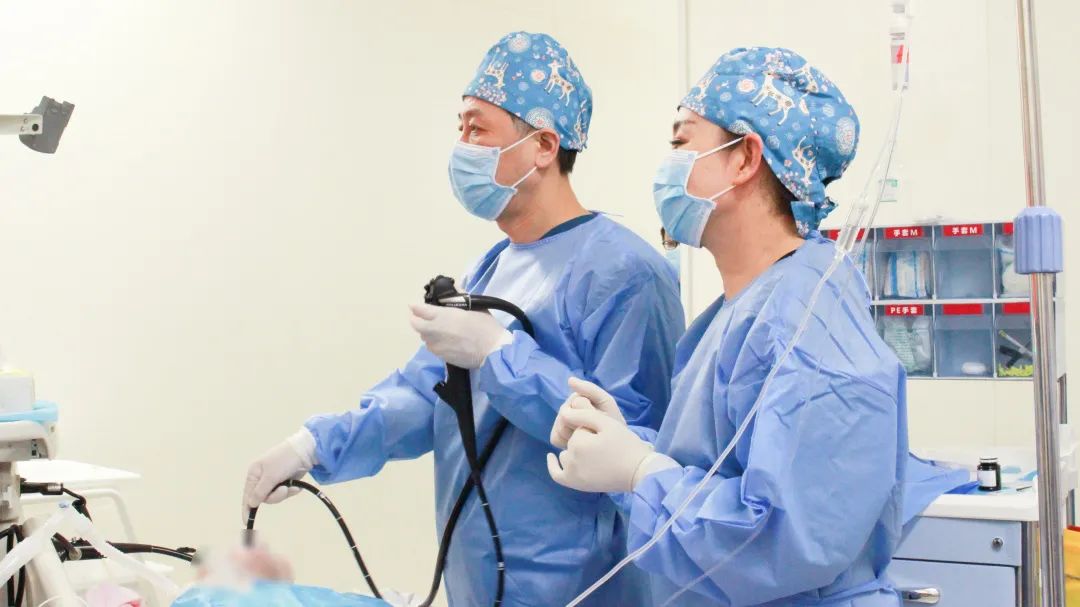 西安高新医院消化内科成功完成首例渐冻人经内镜下胃造瘘手术