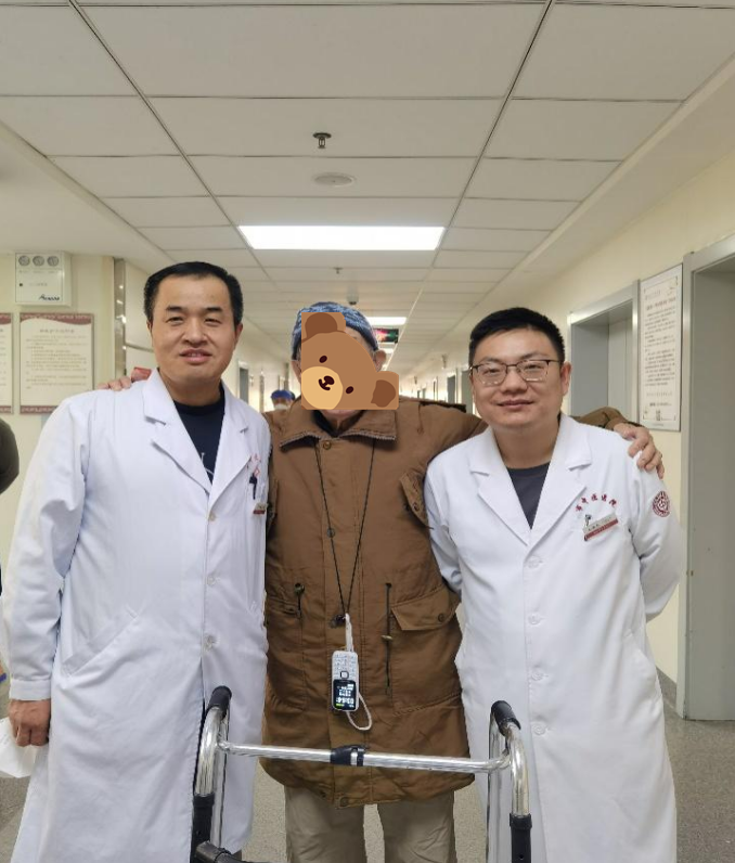 西安中医医院肛肠病医院成功救治 96 岁高龄肛周坏死性筋膜炎患者