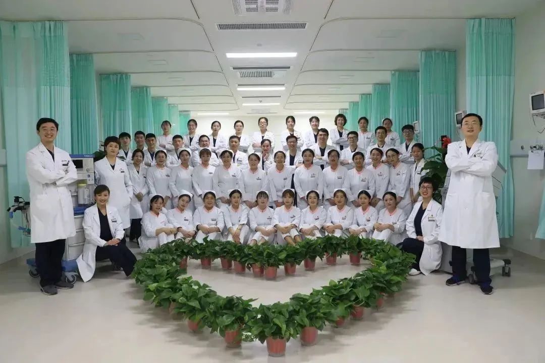 热烈祝贺西安高新医院斩获 2022 年度陕西医疗总评榜八大奖项