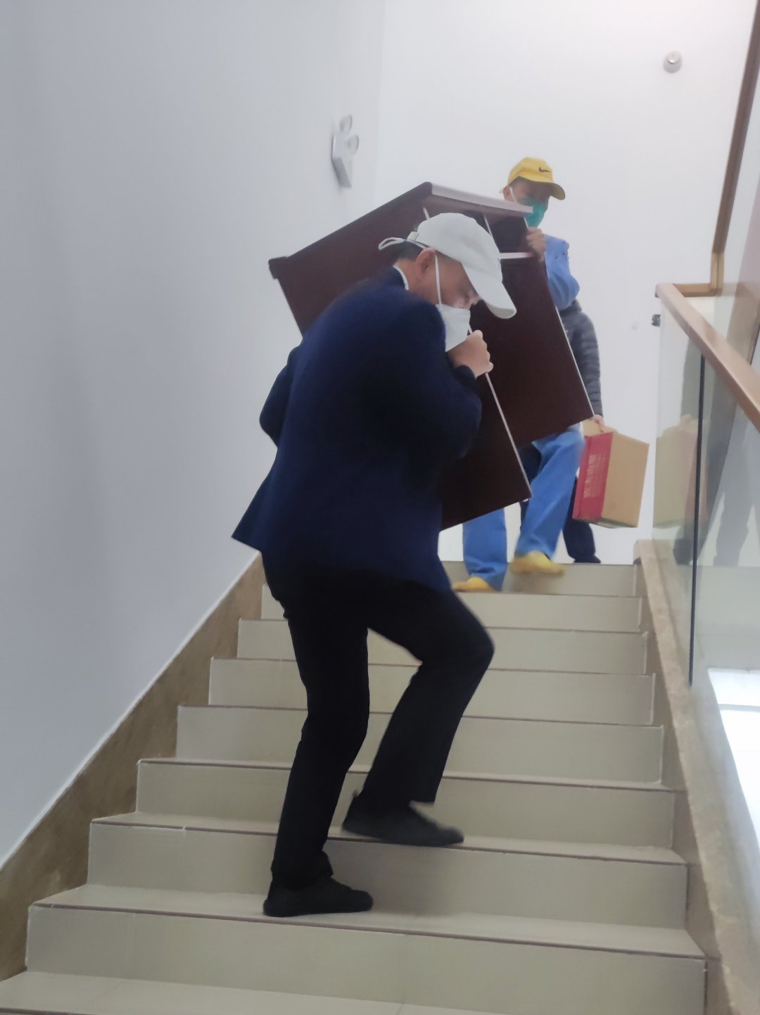 致敬疫情之下广西医科大学一附院人的坚守:你们工作的样子,最美!