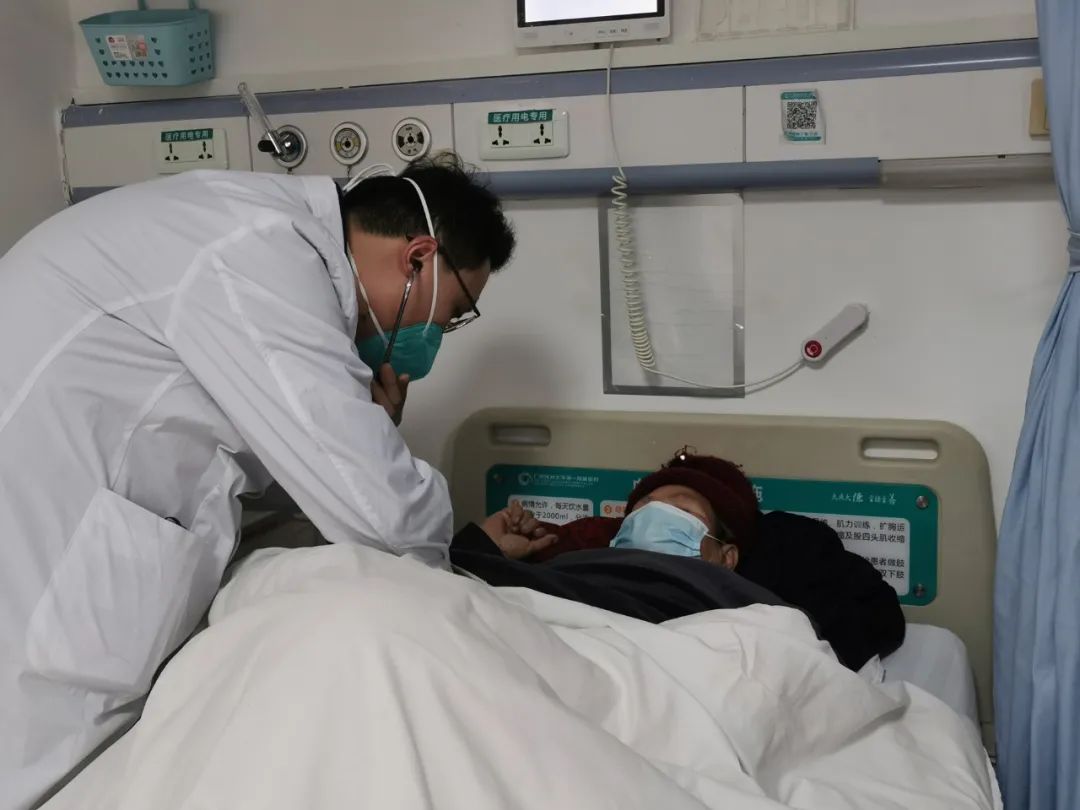 致敬疫情之下广西医科大学一附院人的坚守:你们工作的样子,最美!