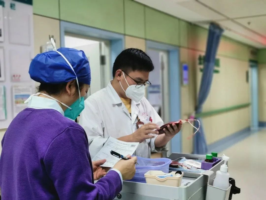 致敬疫情之下广西医科大学一附院人的坚守:你们工作的样子,最美!