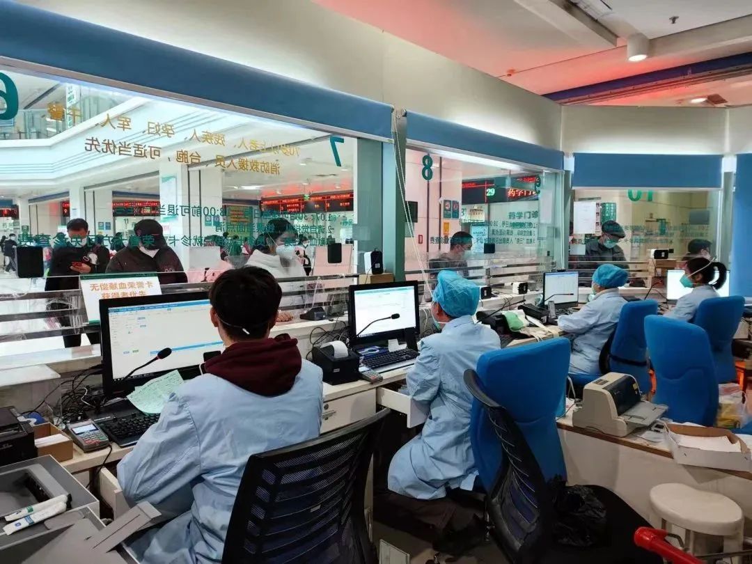 致敬疫情之下广西医科大学一附院人的坚守:你们工作的样子,最美!