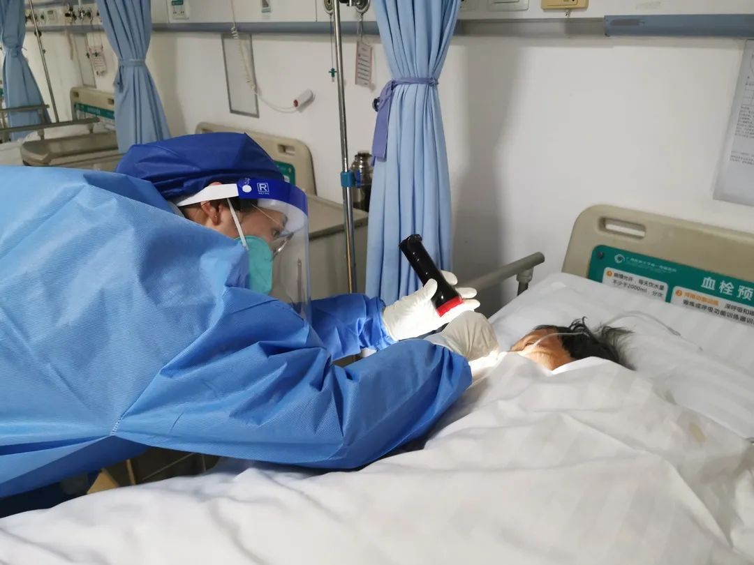 致敬疫情之下广西医科大学一附院人的坚守:你们工作的样子,最美!