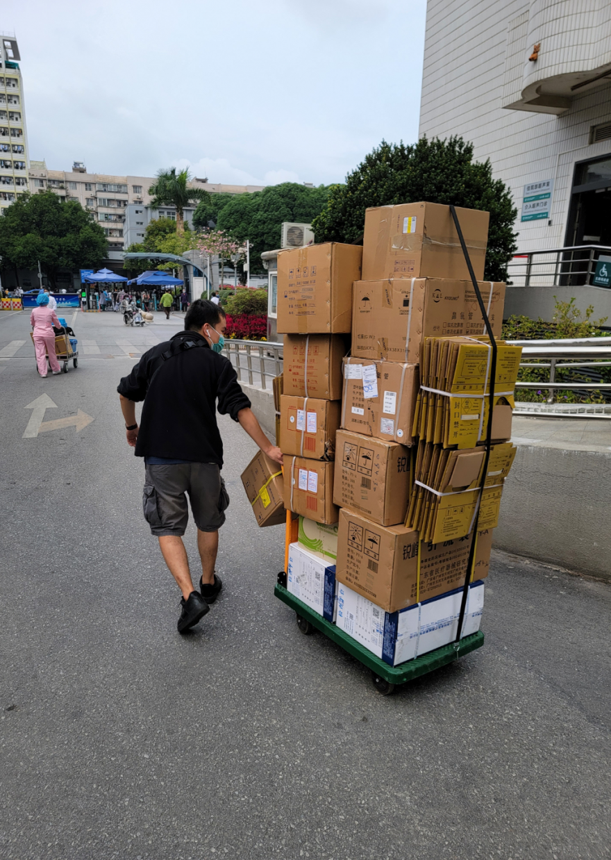 致敬疫情之下广西医科大学一附院人的坚守:你们工作的样子,最美!