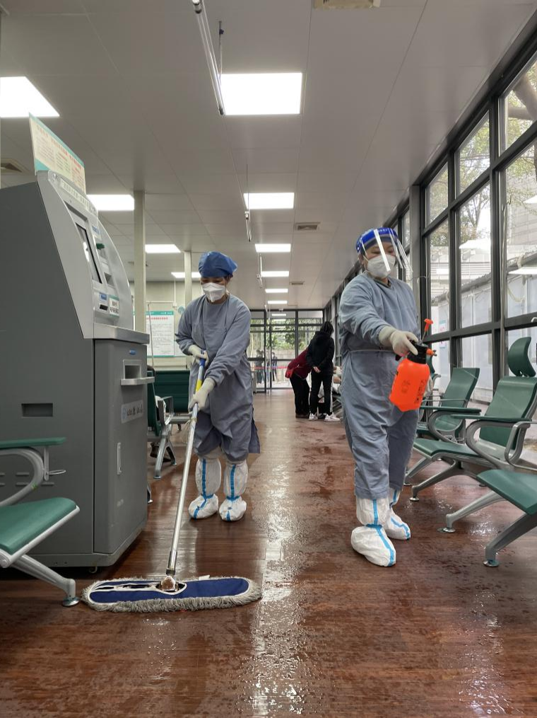 致敬疫情之下广西医科大学一附院人的坚守:你们工作的样子,最美!