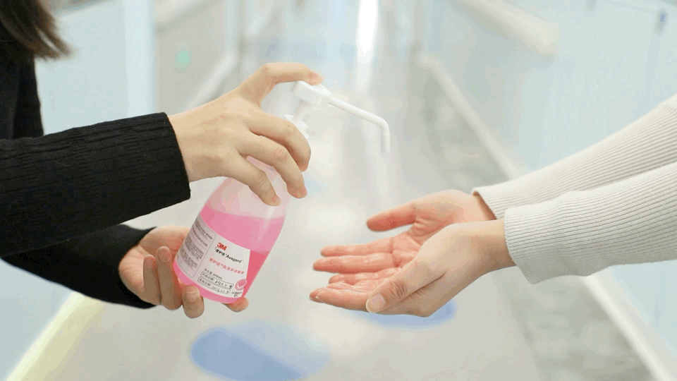 防疫初开放,贝瑞斯美华依旧坚持为「新生」筑牢安全防线!