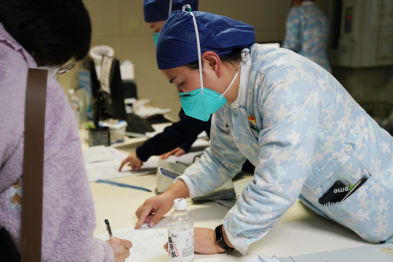 武汉大学人民医院产科护士长陈春丽一晚上两度用上止痛栓 守护 25 名孕产妇安全