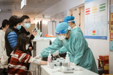 急诊科：「熬一熬，能看到曙光了」