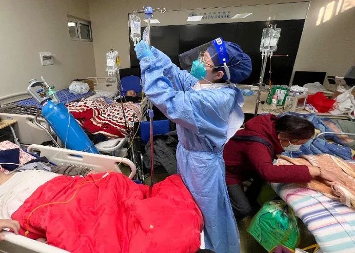上海市同济医院多措并举保障医疗救治