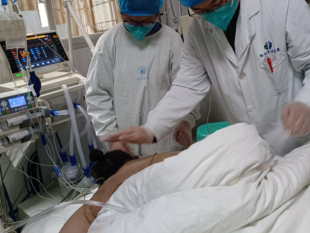 新年第一周，实拍忙碌的重庆市黔江中心医院