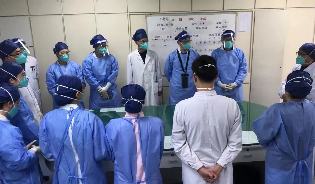 寒冬里的坚守：荆门市中医医院重症医学二病区战「疫」侧记