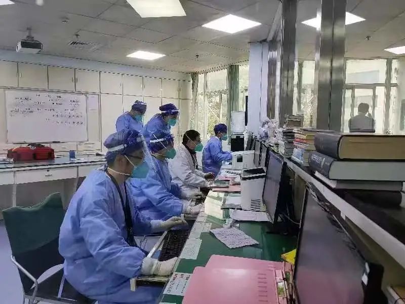 寒冬里的坚守：荆门市中医医院重症医学二病区战「疫」侧记
