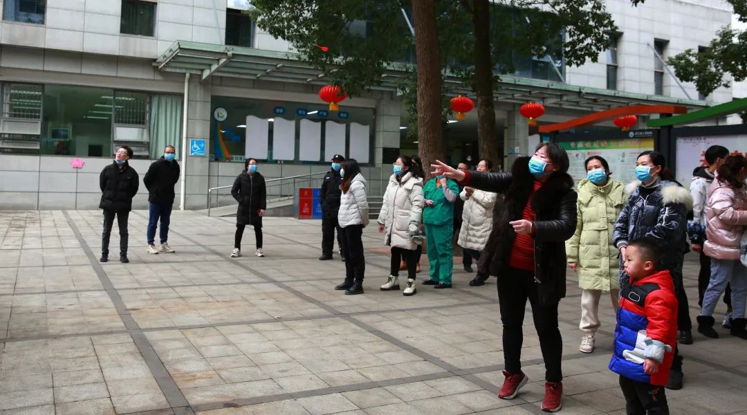 合江县人民医院：游园活动乐趣多 医患共聚齐欢乐