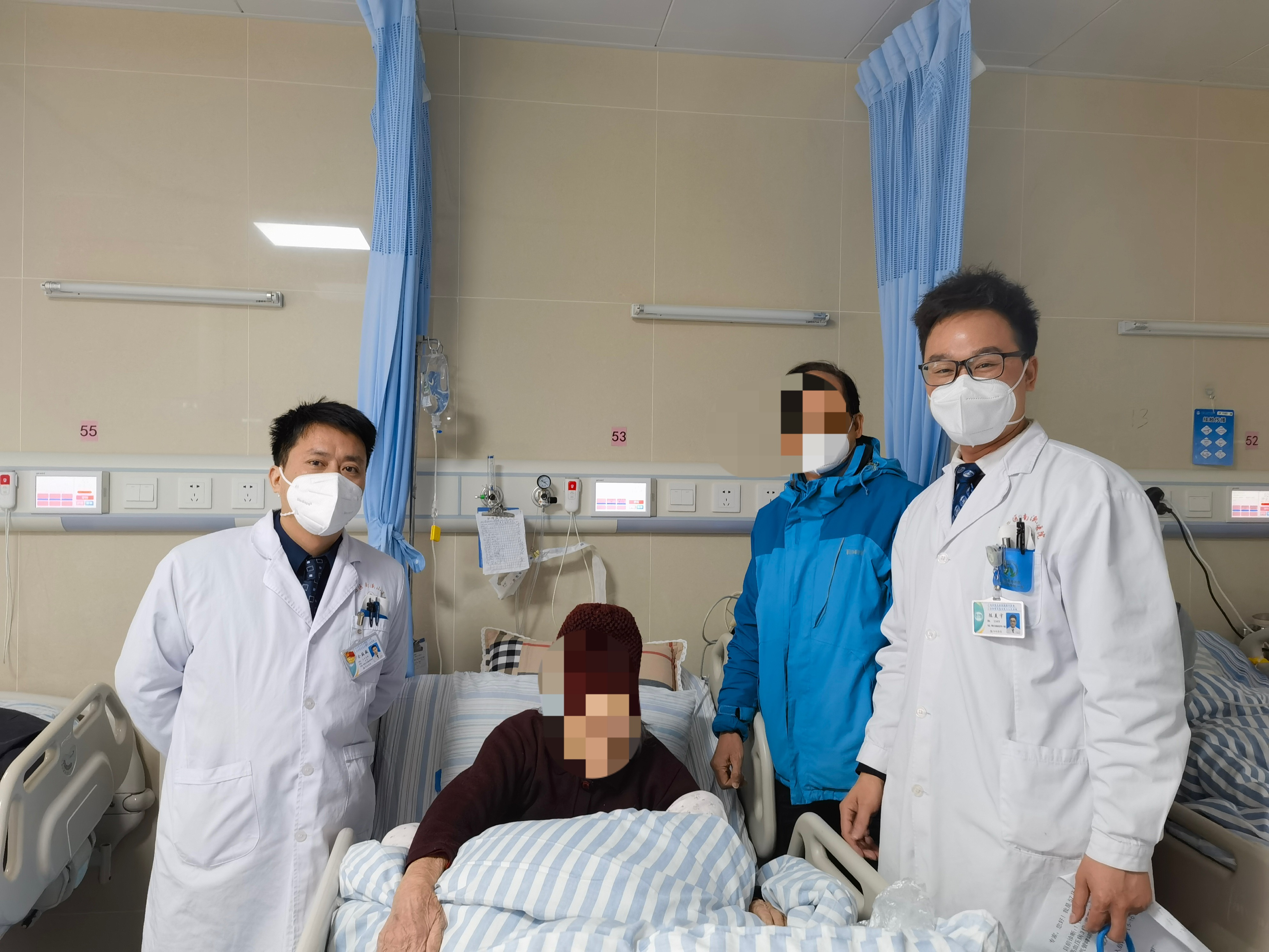 最大 102 岁！多名「90 后」新冠病毒感染老人从广西壮族自治区南溪山医院康复出院