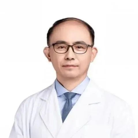 出院！上海市同济医院关节外科为耄耋老人行右侧半髋关节置换术