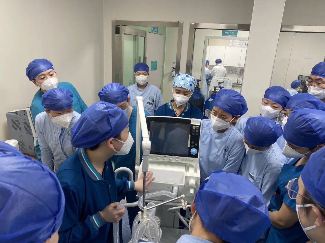 大考炼真金！西安大兴医院 ICU3 科救治 123 名危重患者，平均年龄 79 岁