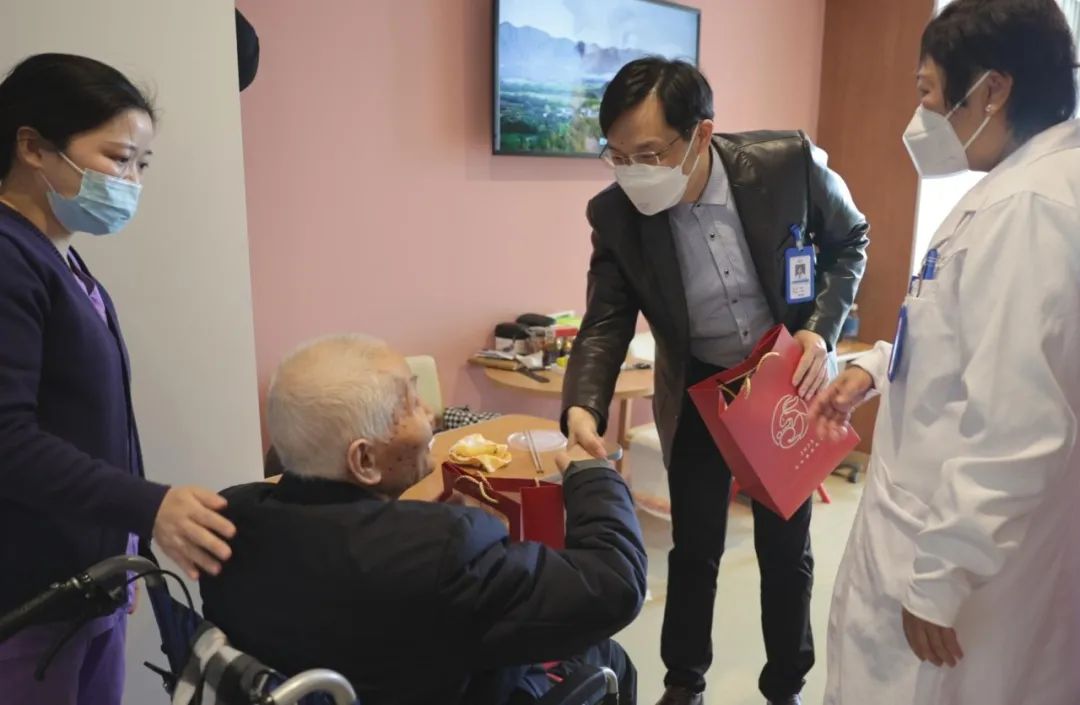 迎新年,送温暖——医护同心守健康,踔厉奋进开新篇