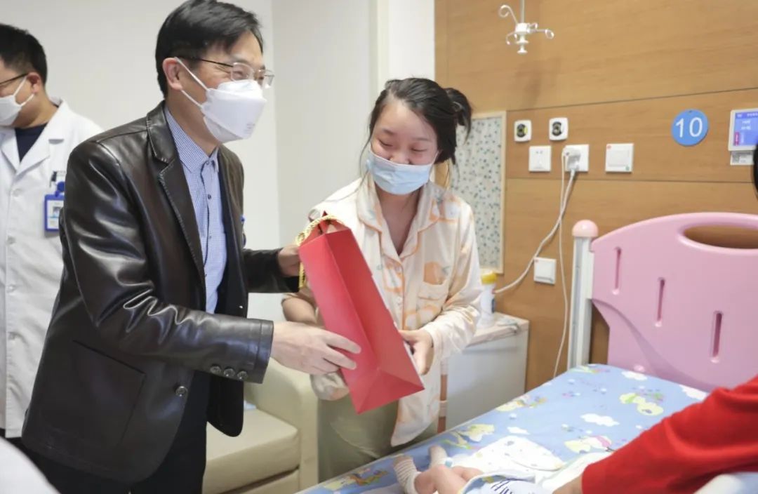 迎新年,送温暖——医护同心守健康,踔厉奋进开新篇