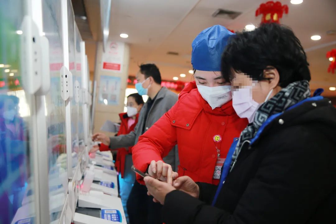 「医」心守护，优质服务——郑州大学第三附属医院（省妇幼保健院）积极应对节后就诊「小高峰」