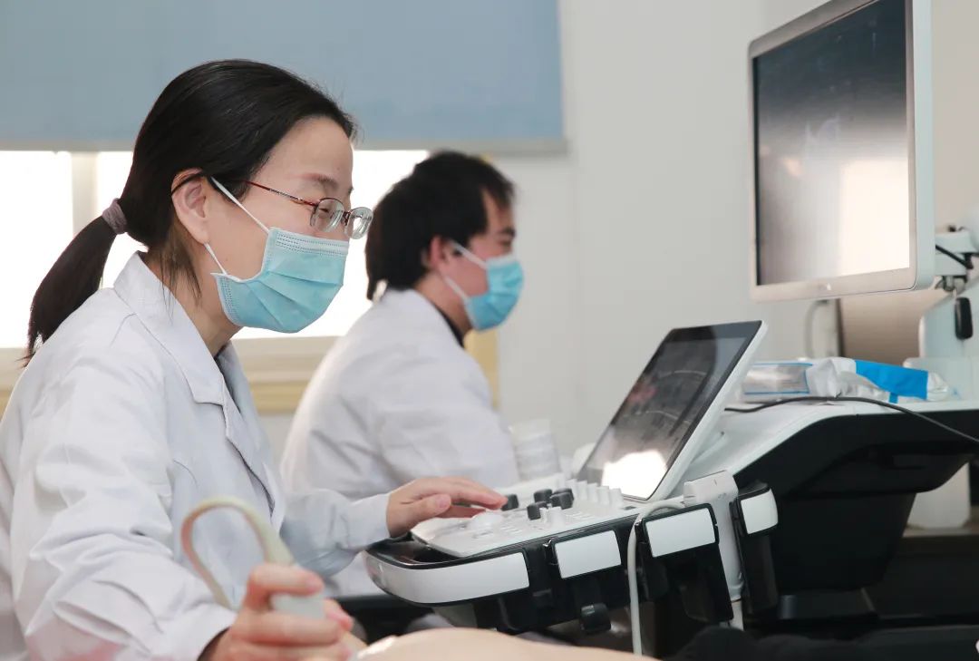 「医」心守护，优质服务——郑州大学第三附属医院（省妇幼保健院）积极应对节后就诊「小高峰」