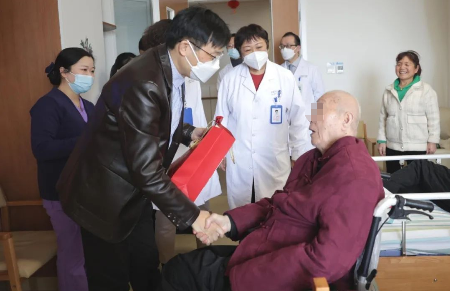 迎新年,送温暖——医护同心守健康,踔厉奋进开新篇