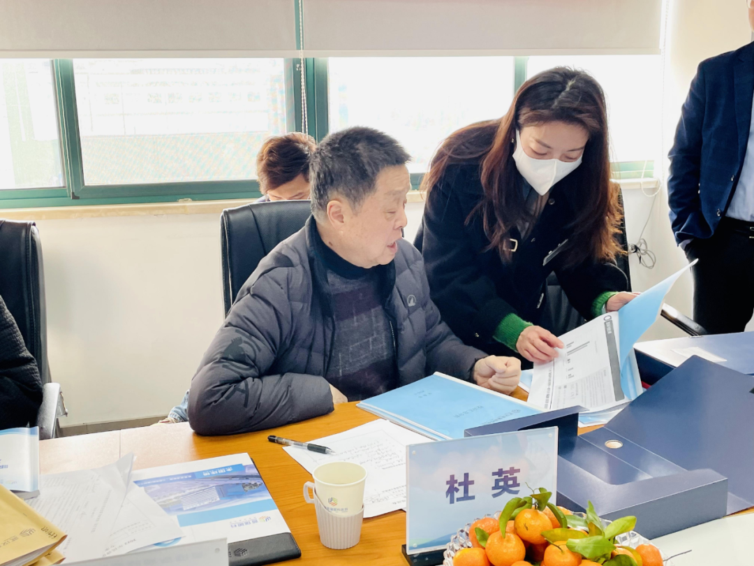 武汉市非公立医疗协会专家组莅临武汉普瑞眼科开展巡查工作