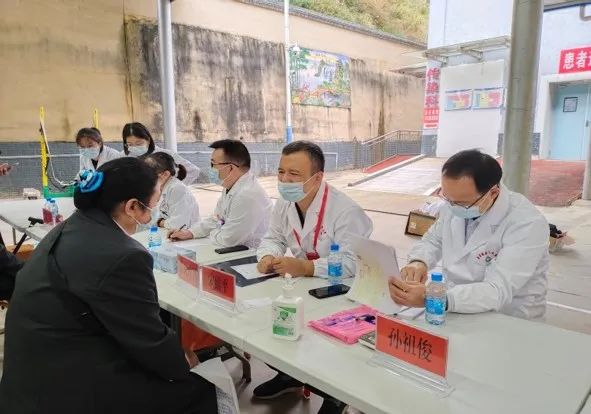 疫情难阻帮扶路 沪滇共筑健康桥——同济大学附属同济医院第十三批援滇医疗队