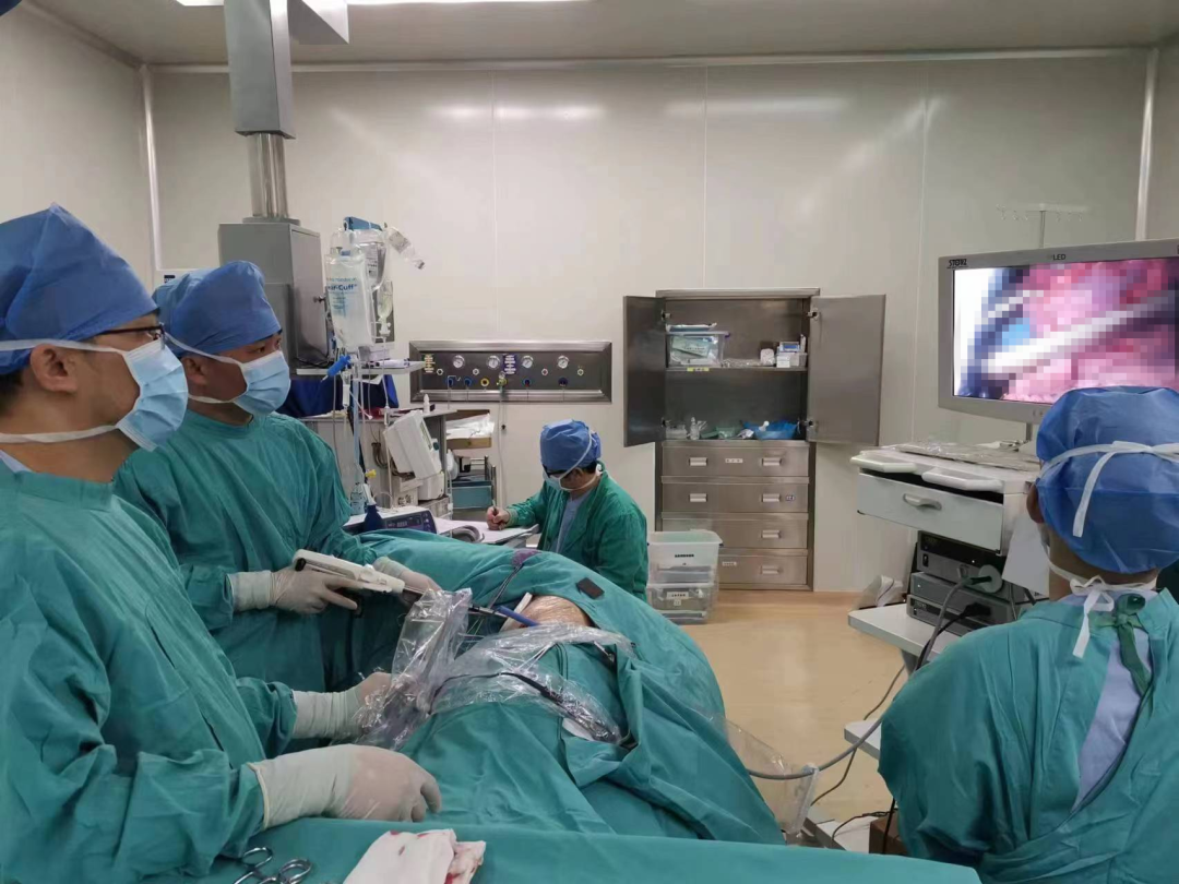 广西壮族自治区人民医院驻扶绥医师开展单向式单操作孔胸腔镜肺叶切除术助肺癌患者康复