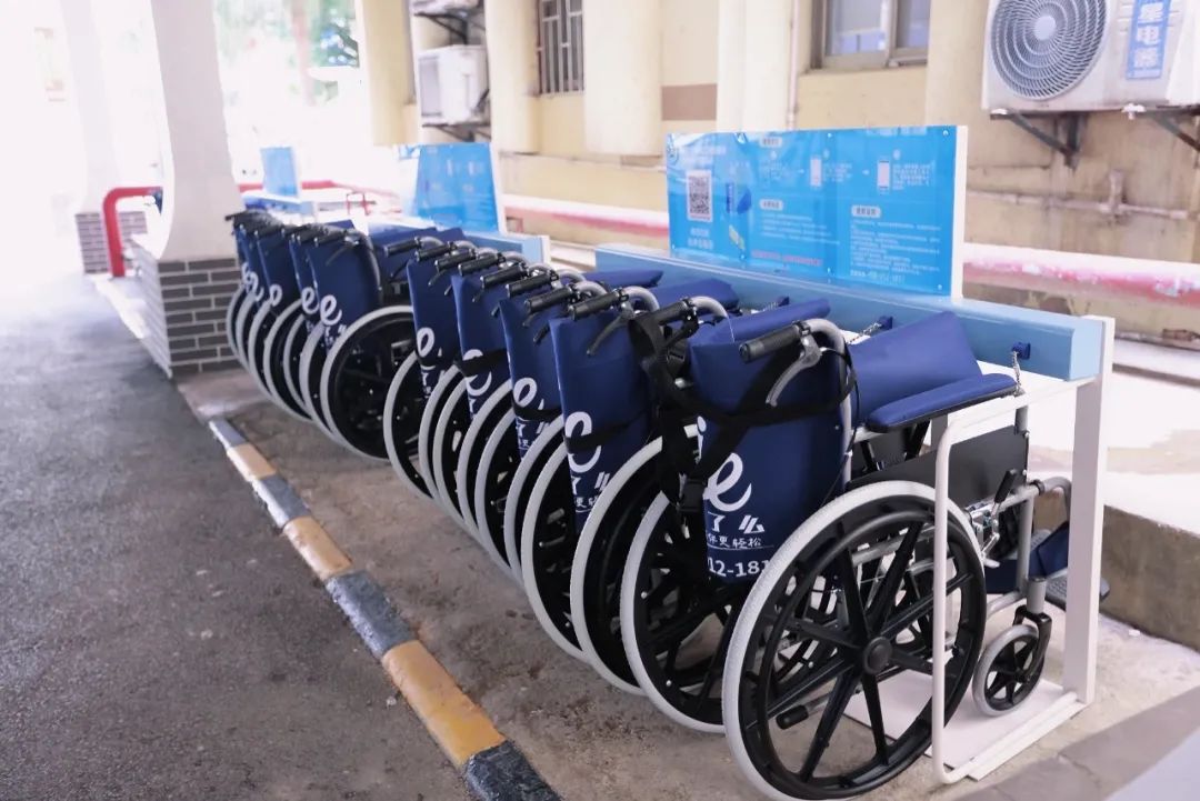 便民服务升级：「共享轮椅」进入桂林医学院第二附属医院
