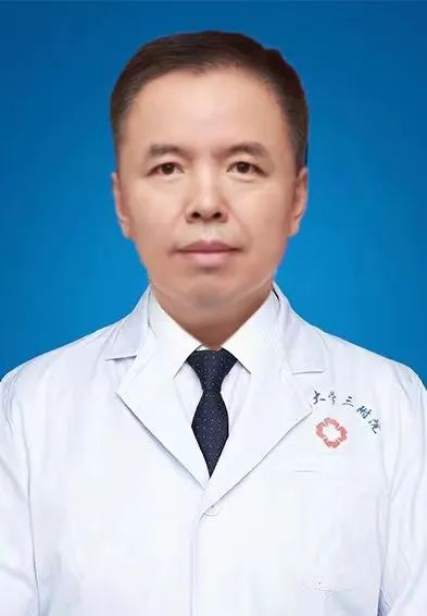 「我是家里的顶梁柱，可不能倒下！」55 岁的老张突然头晕、乏力……