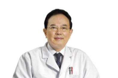 华厦眼科 6 位专家荣登「2022 年度亚太最具影响力眼科医生 100 强」