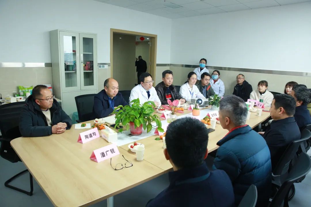 乳腺癌规范化诊疗基层巡讲在合江县人民医院开讲啦！
