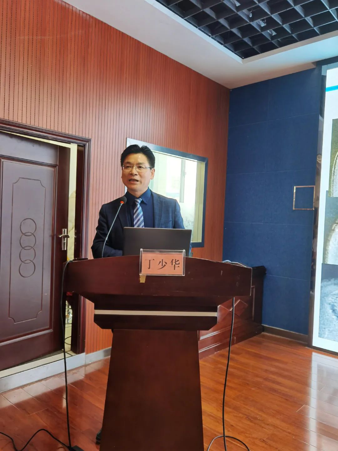 延安市医学会首届运动医学分会暨六大关节镜会议在延大附院成功举办