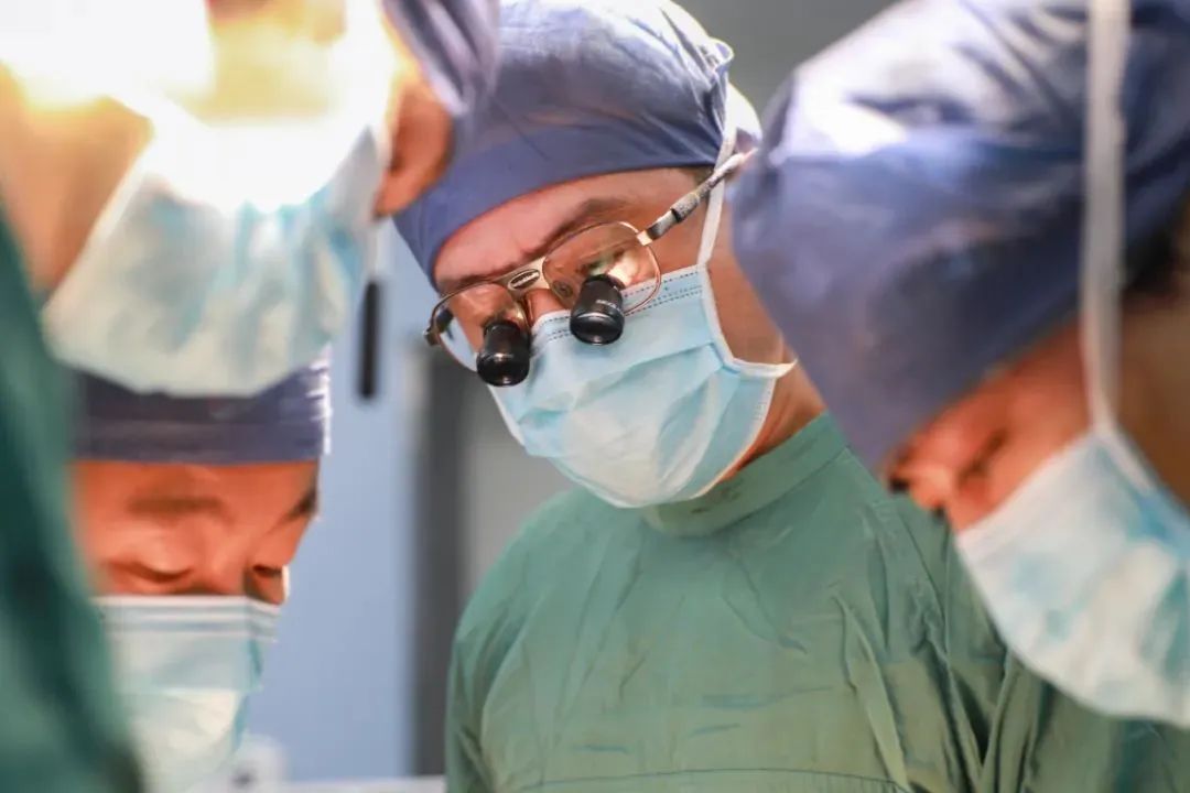 心尖上的舞者——记西安国际医学中心医院心脏外科团队