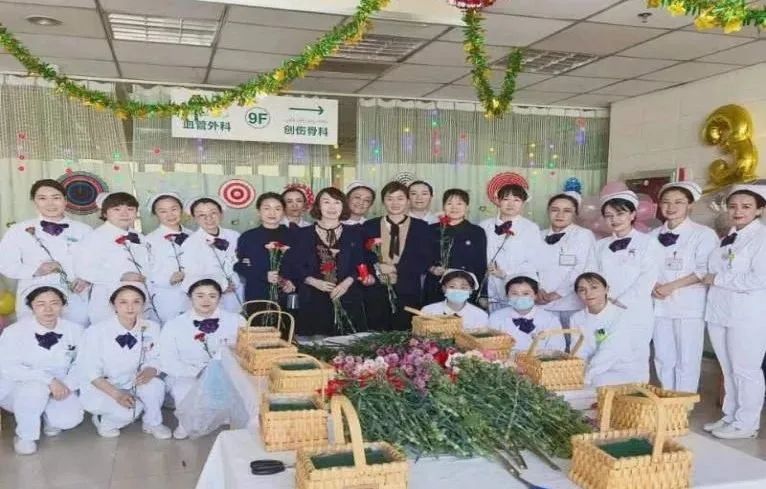 喀什地区第一人民医院组织开展庆祝「三八妇女节」系列活动