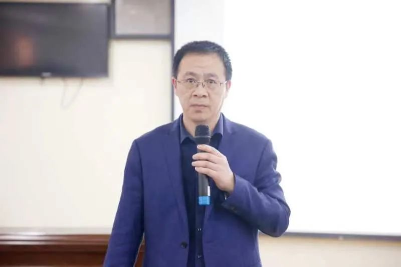 九江市第一人民医院召开第四周期医院评审专员和联络员现场培训会议