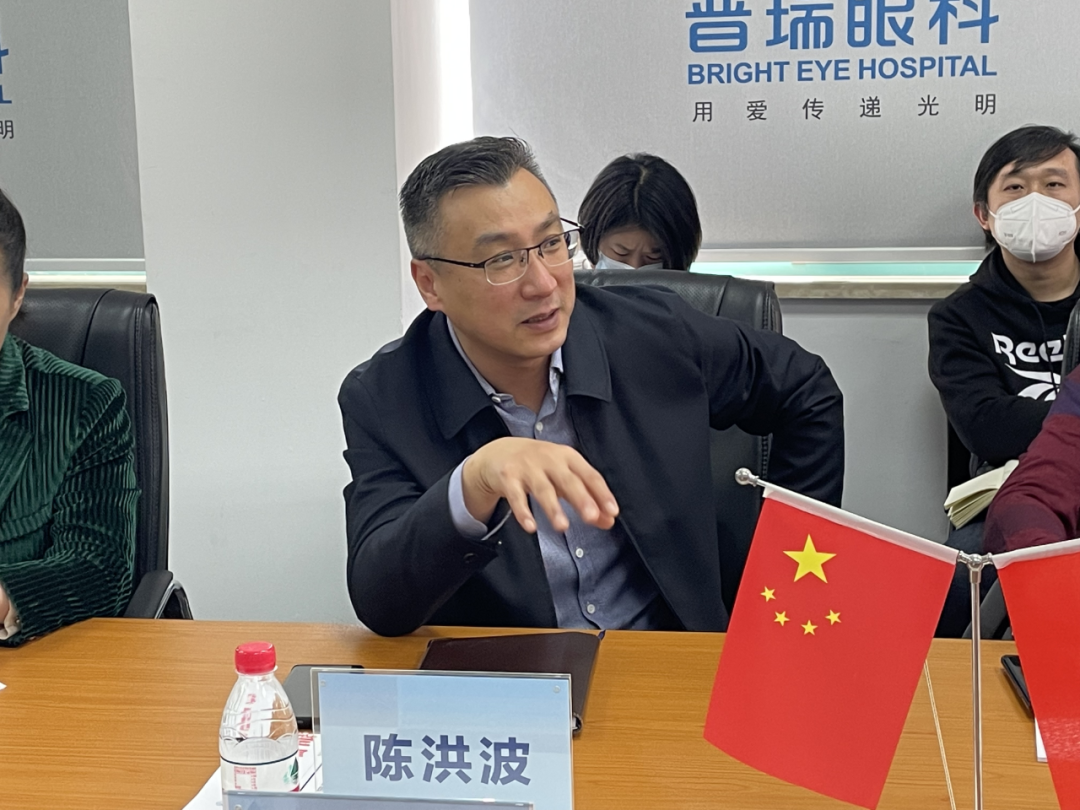 硚口区人大常委会领导莅临武汉普瑞眼科医考察指导