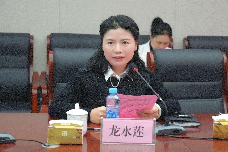 第十五批省卫生人才服务团成员、南昌大学第二附属医院周越博士到万载县中医院挂职锻炼