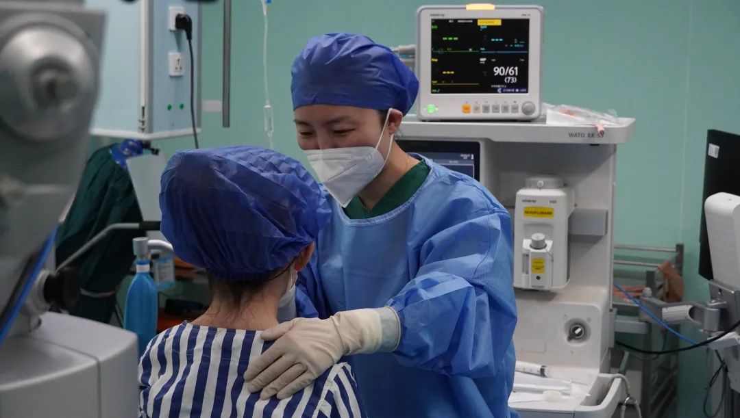 7 岁女童眼睛上长了个大疙瘩!「马上开学可咋办?!」