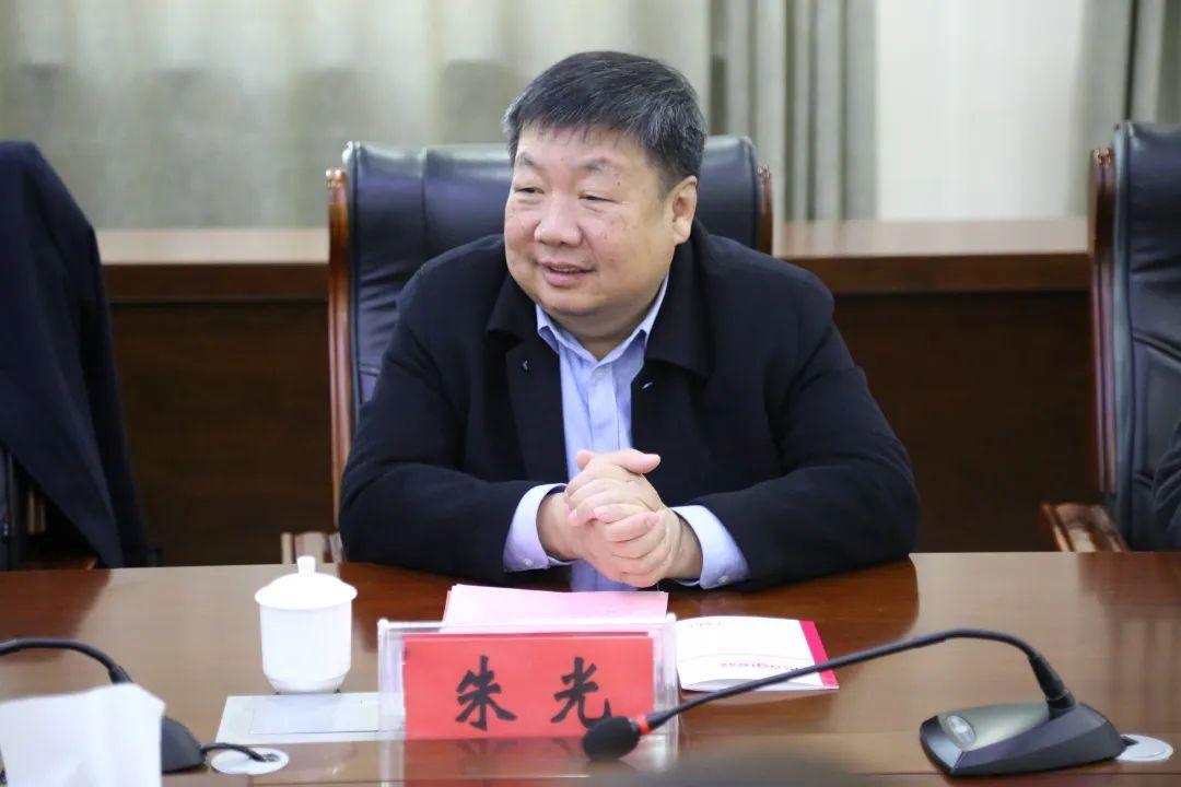 结对共建分院揭牌，慰问专家座谈交流，郑州大学五附院深入推进援疆工作