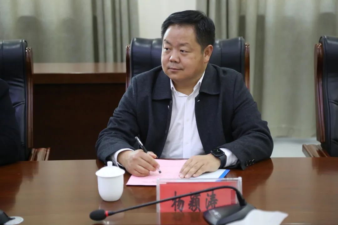 结对共建分院揭牌，慰问专家座谈交流，郑州大学五附院深入推进援疆工作