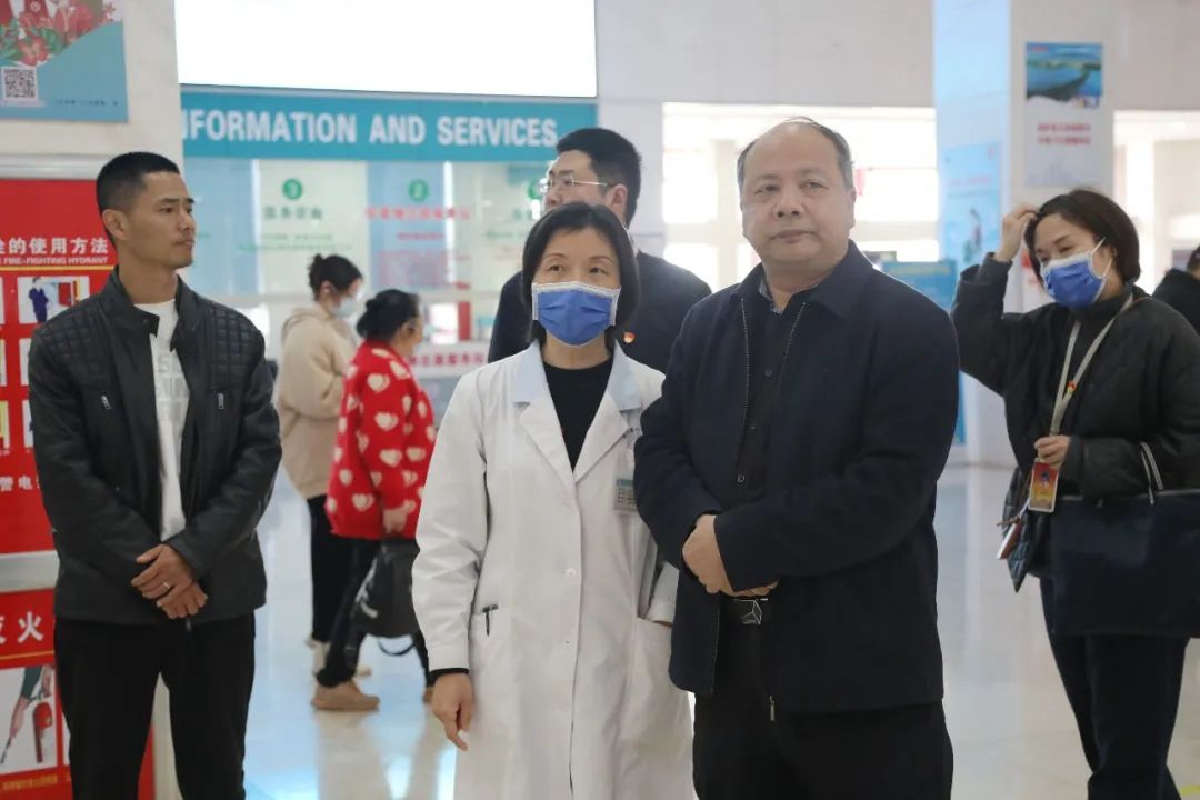 九江市第一人民医院领导实地调研创文工作