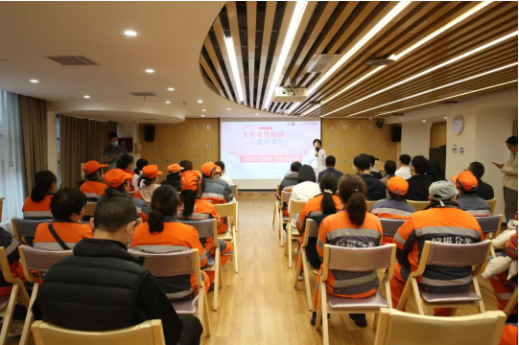 关爱女性健康 蓝丝带在行动——鄞州妇女儿童医院成功举办大型公益活动