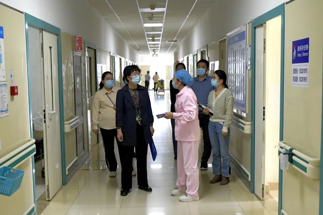 携手共进 砥砺前行——新疆和田策勒县卫健系统领导一行来我院交流调研