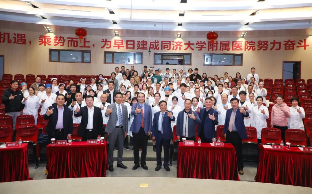 回首三月好风光，上海天佑医院 8 岁啦！